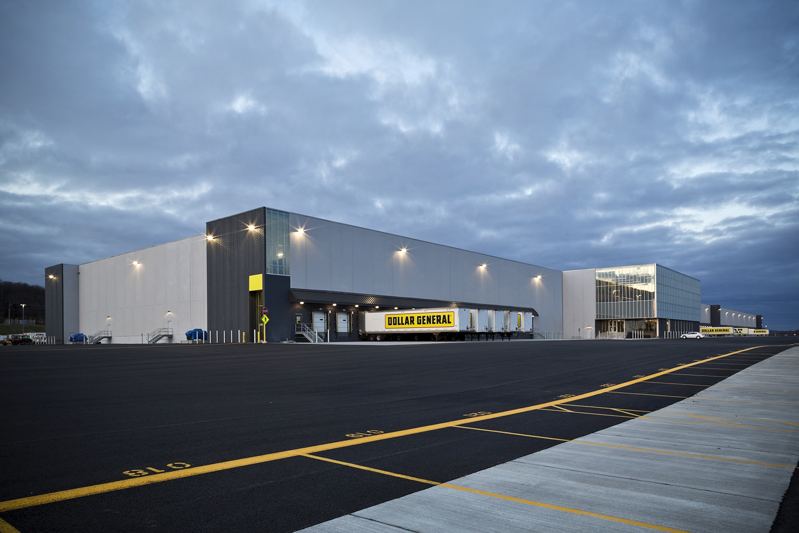 Dollar General Warehouse and Distribution Facility Exterior